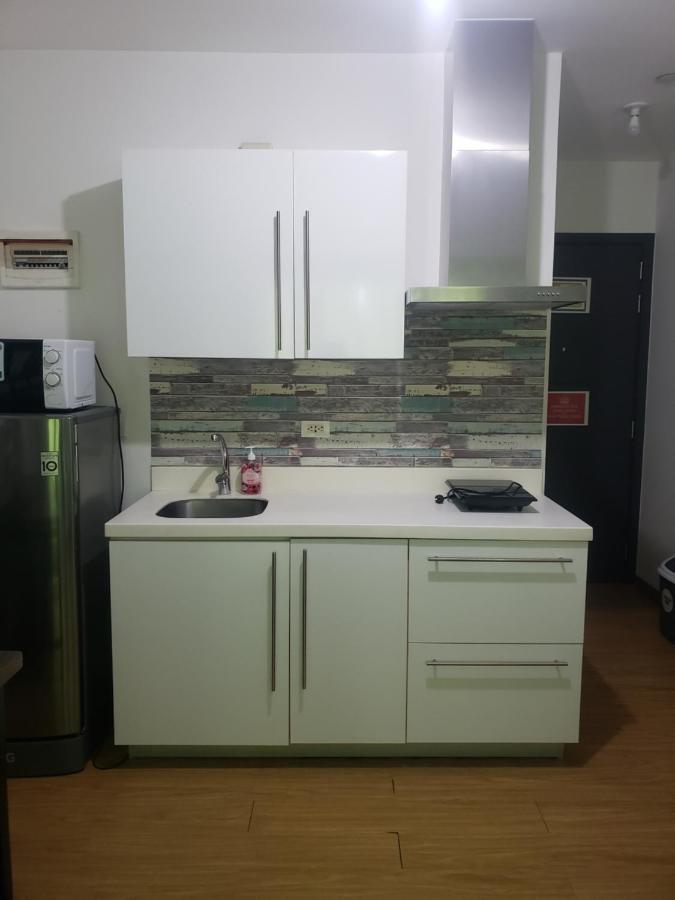 Mandaluyong Sutherland Tower Acqua Private Residences מראה חיצוני תמונה