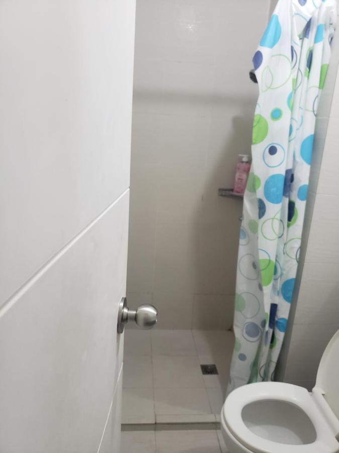 Mandaluyong Sutherland Tower Acqua Private Residences מראה חיצוני תמונה