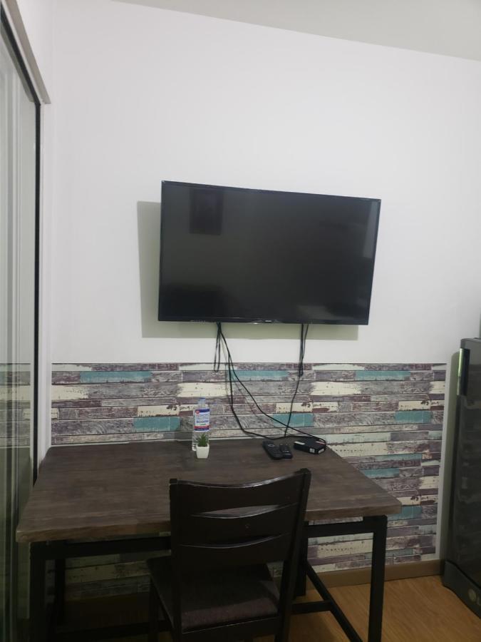 Mandaluyong Sutherland Tower Acqua Private Residences מראה חיצוני תמונה